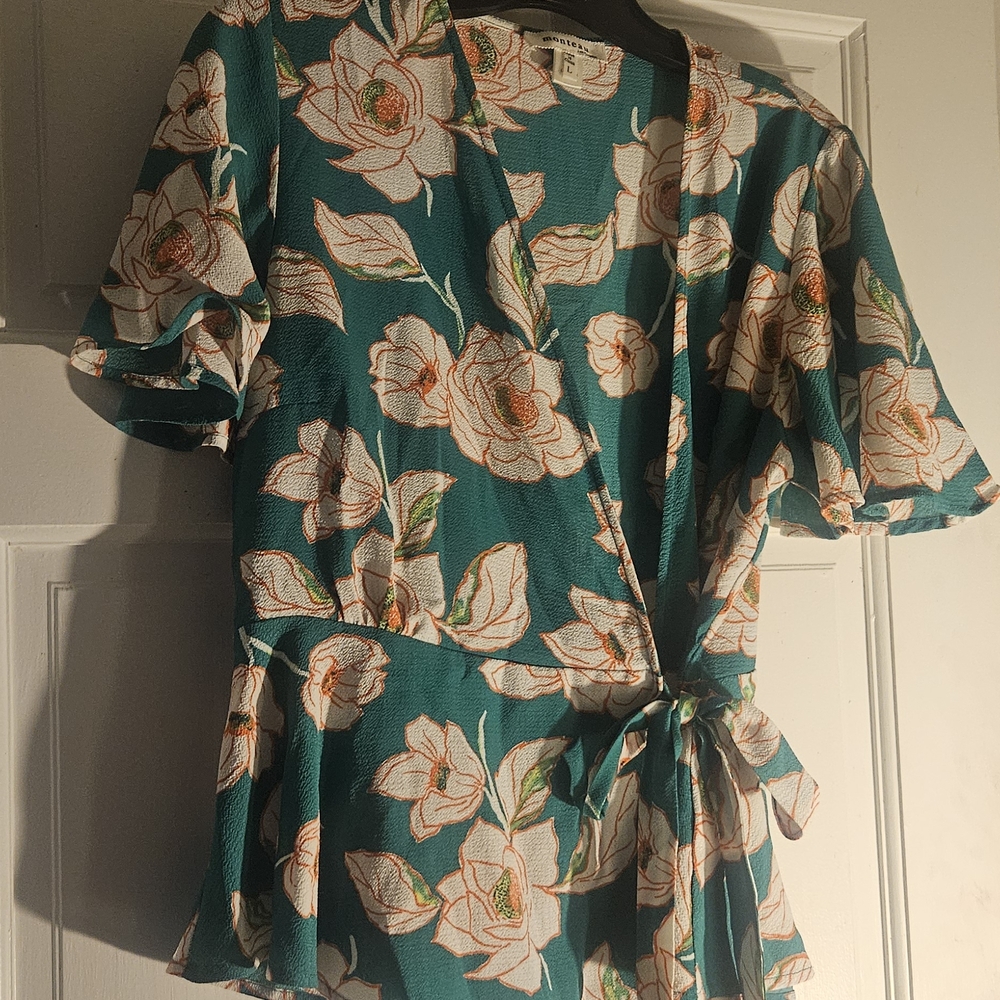 Monteau Green Wrap Peplum Blouse
